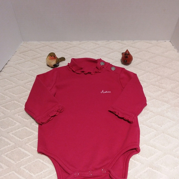 ๐ 2/$15 Kushies ruffled onesie - Picture 1 of 7
